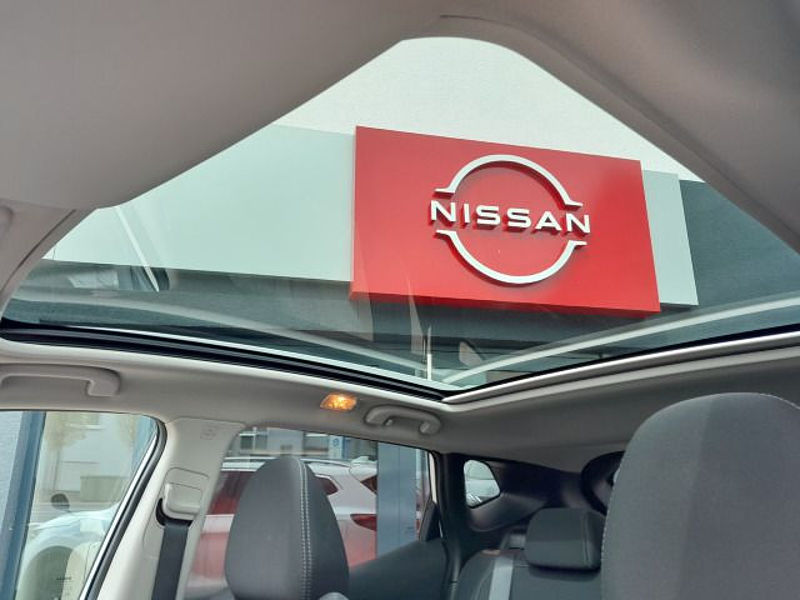 Nissan Qashqai N-Connecta°AUTOM°PANO°WINTERP*NAVI°360°K